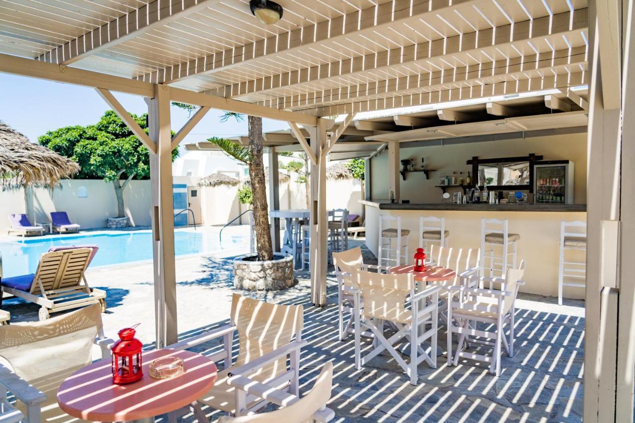 פריסה Rena Hotel מראה חיצוני תמונה