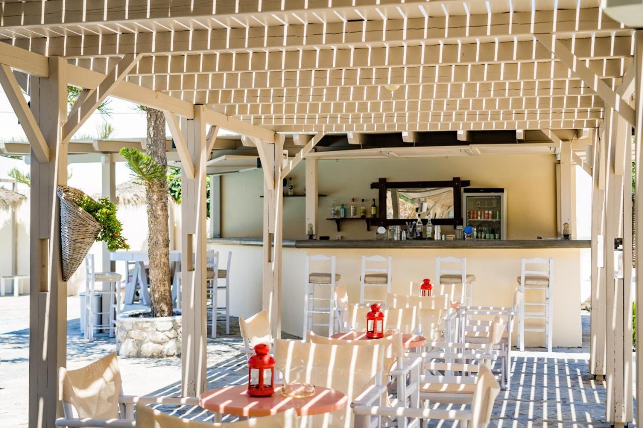 פריסה Rena Hotel מראה חיצוני תמונה